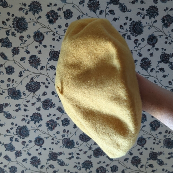 Parkhurst Accessories - Yellow wool beret